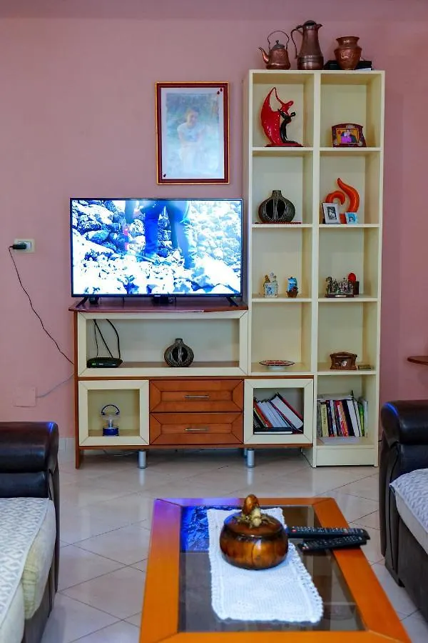 Joyous Apartments Sarande 0*,