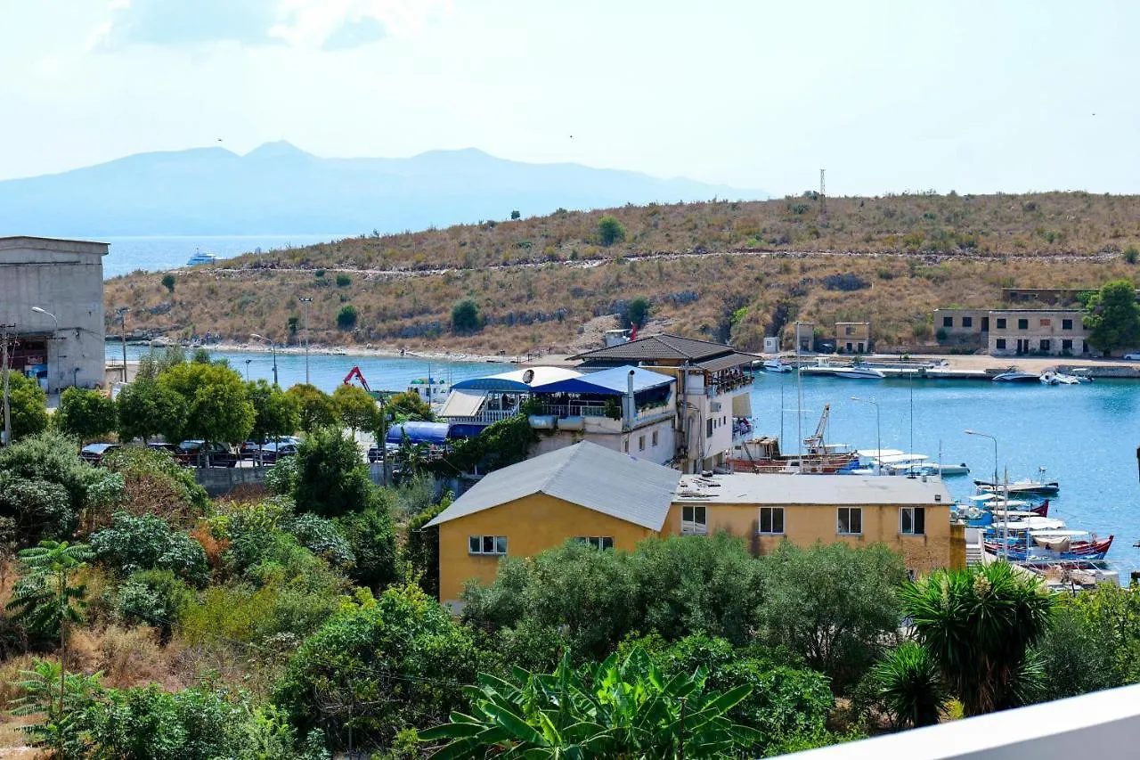 Joyous Apartments Sarandë