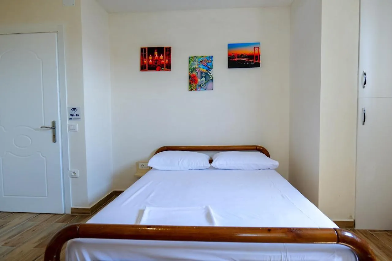 Joyous Apartments Sarandë 0*,  Albania