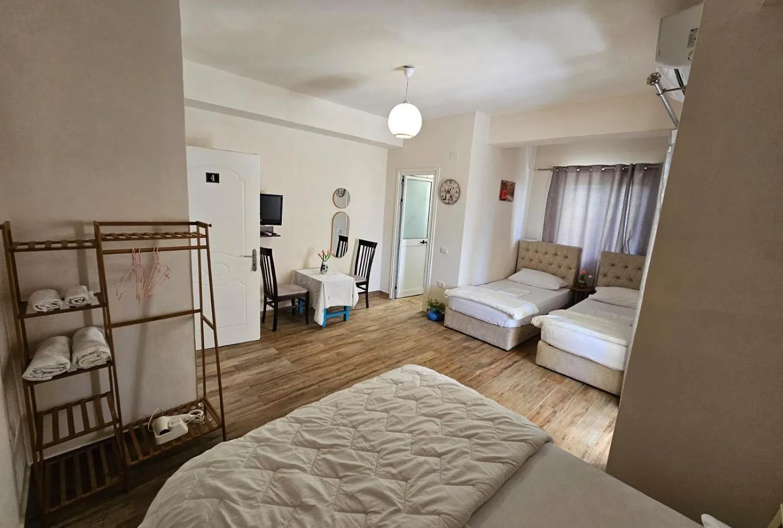 Joyous Apartments Sarande