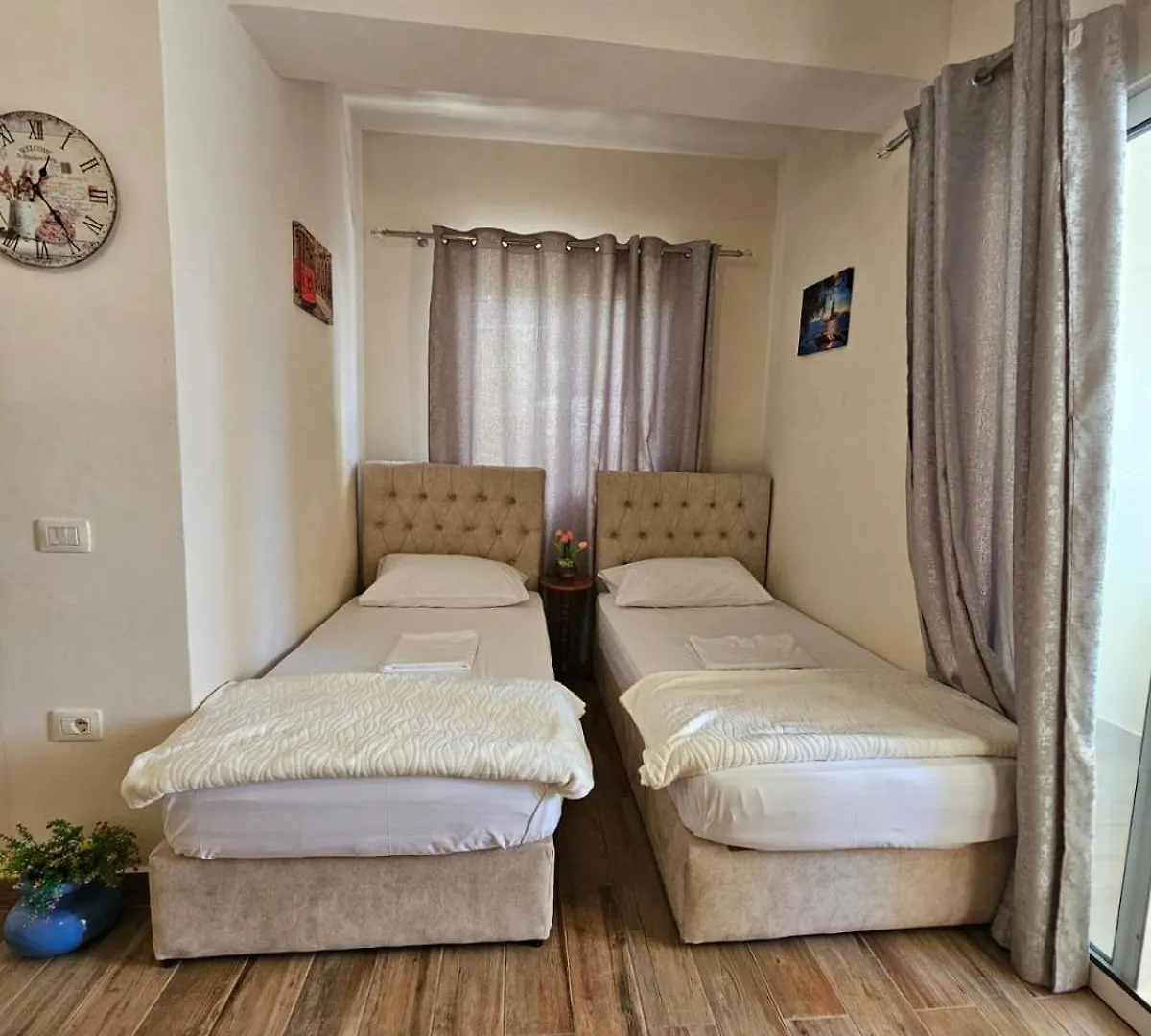 Joyous Apartments Sarande